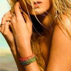 Victoria’s Secret Bracelet Limited Edition Braided Fabric Gold Tone Wings